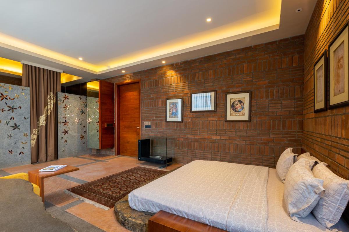 amã Stays & Trails Kailash House - Housity