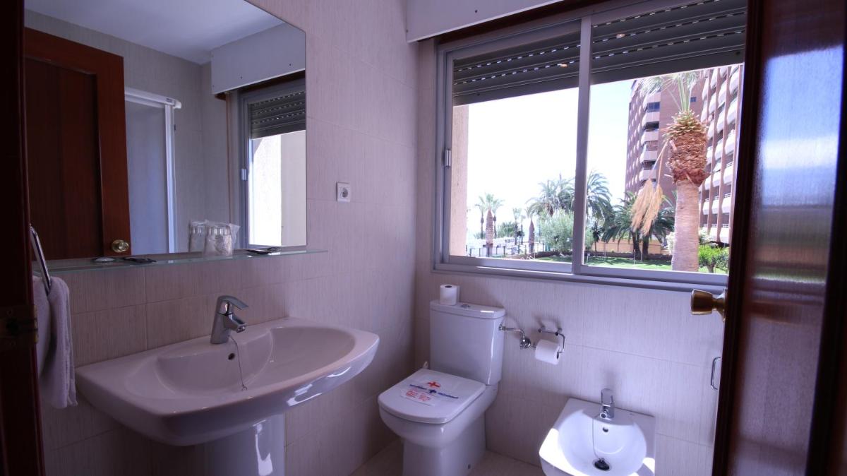 Hostal Velilla - Housity
