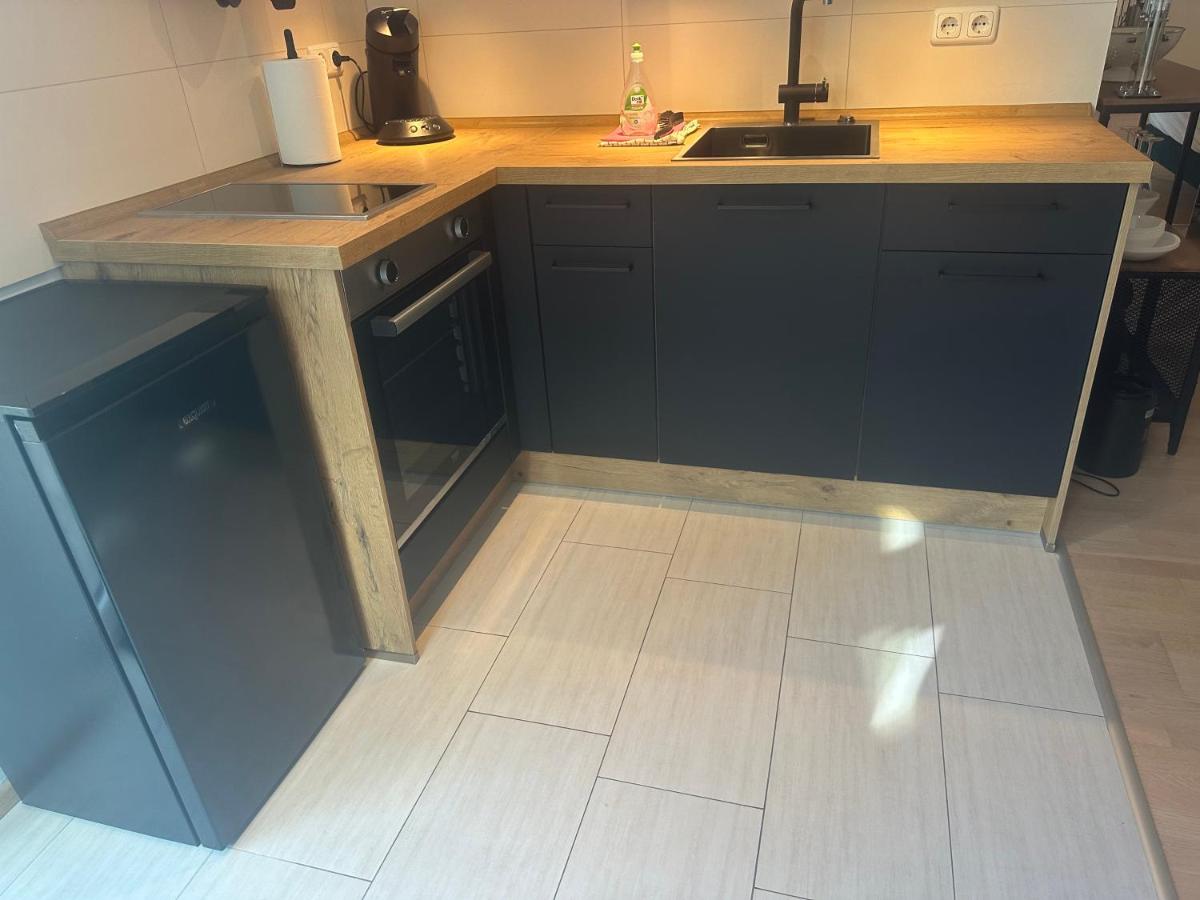 Suitetrails - GreenLeaf Lappersdorf - Terrasse - A93 Anbindung - Netflix - Stadtnah