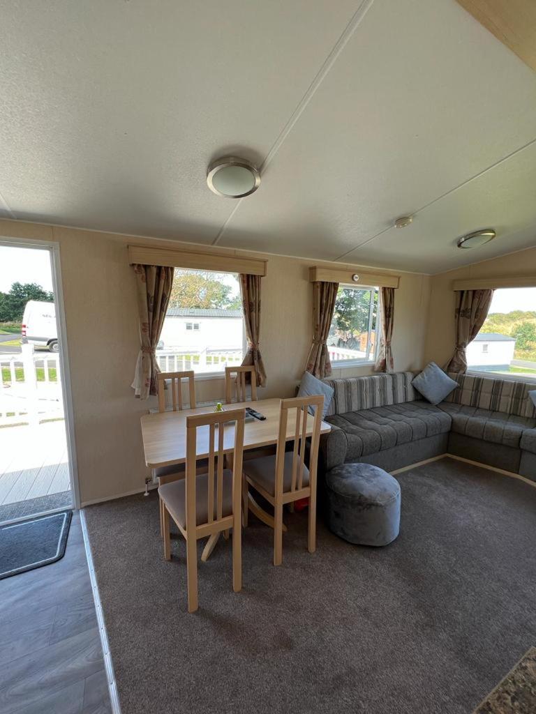 Lotus Lodge Northumberland - Housity