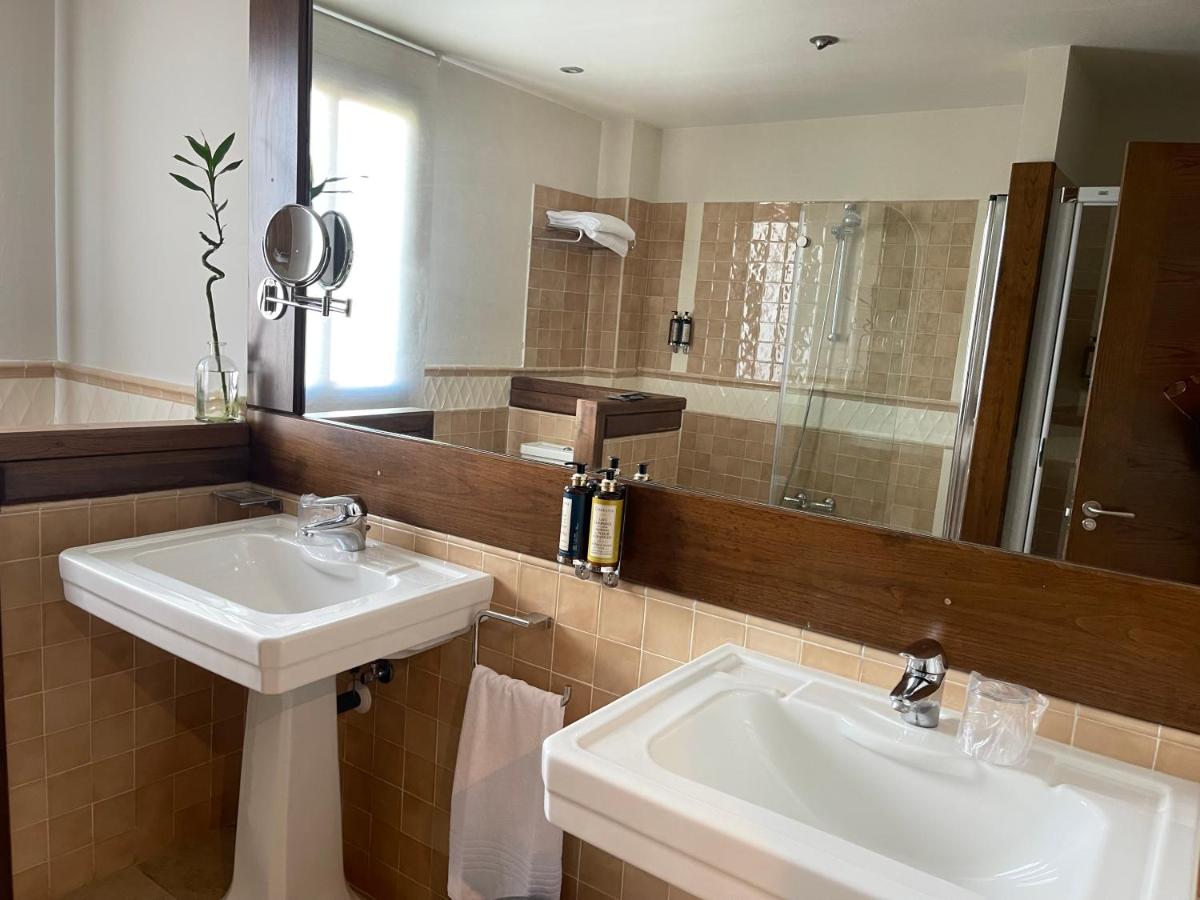 Un baño de Hosteria de Torazo Nature Hotel & Spa