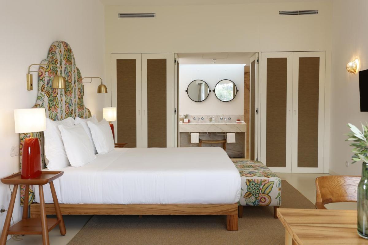 Uma cama ou camas num quarto em Praia do Canal Nature Retreat - Small Luxury Hotels of the World