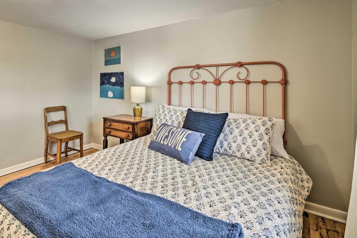 Charming Cave City Vacation Rental with Fire Pit! - Housity