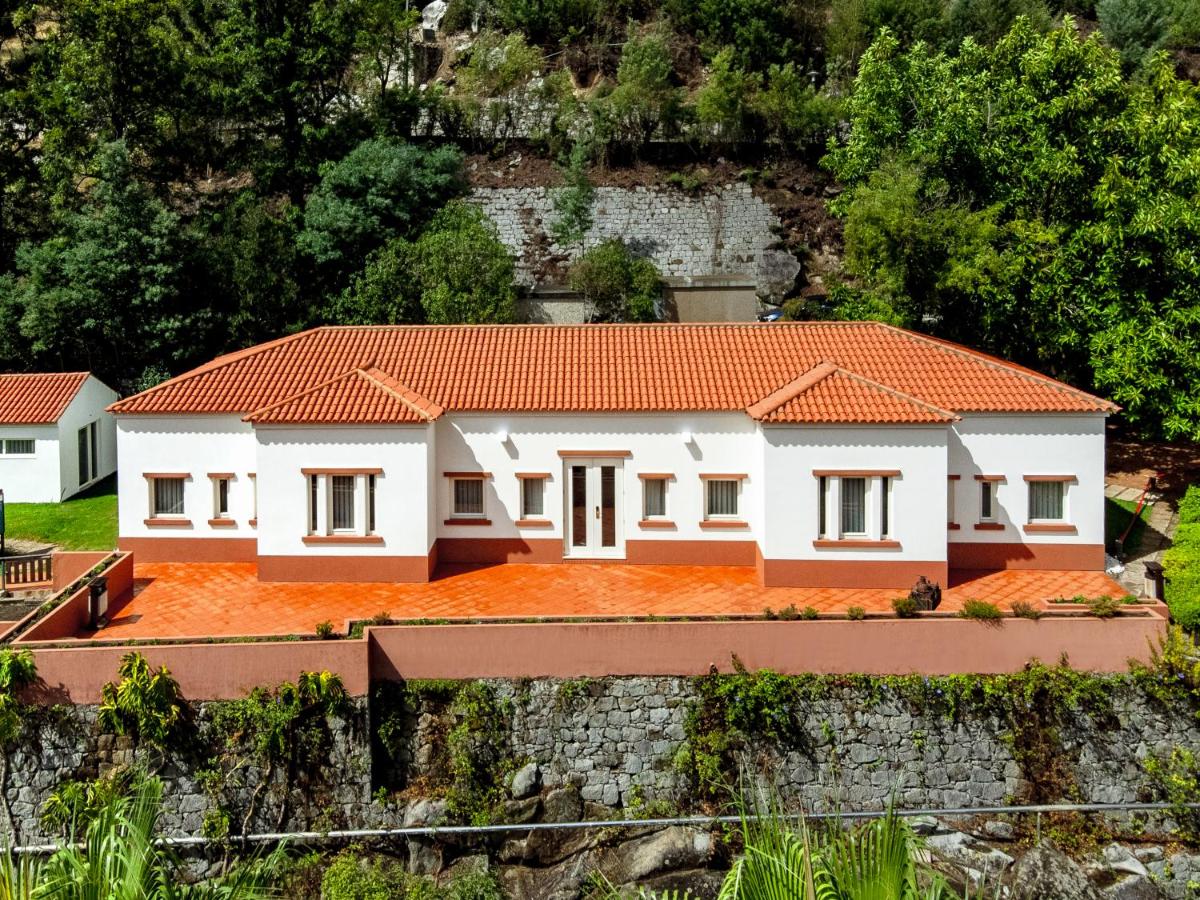 O edifício onde o hotel está situado