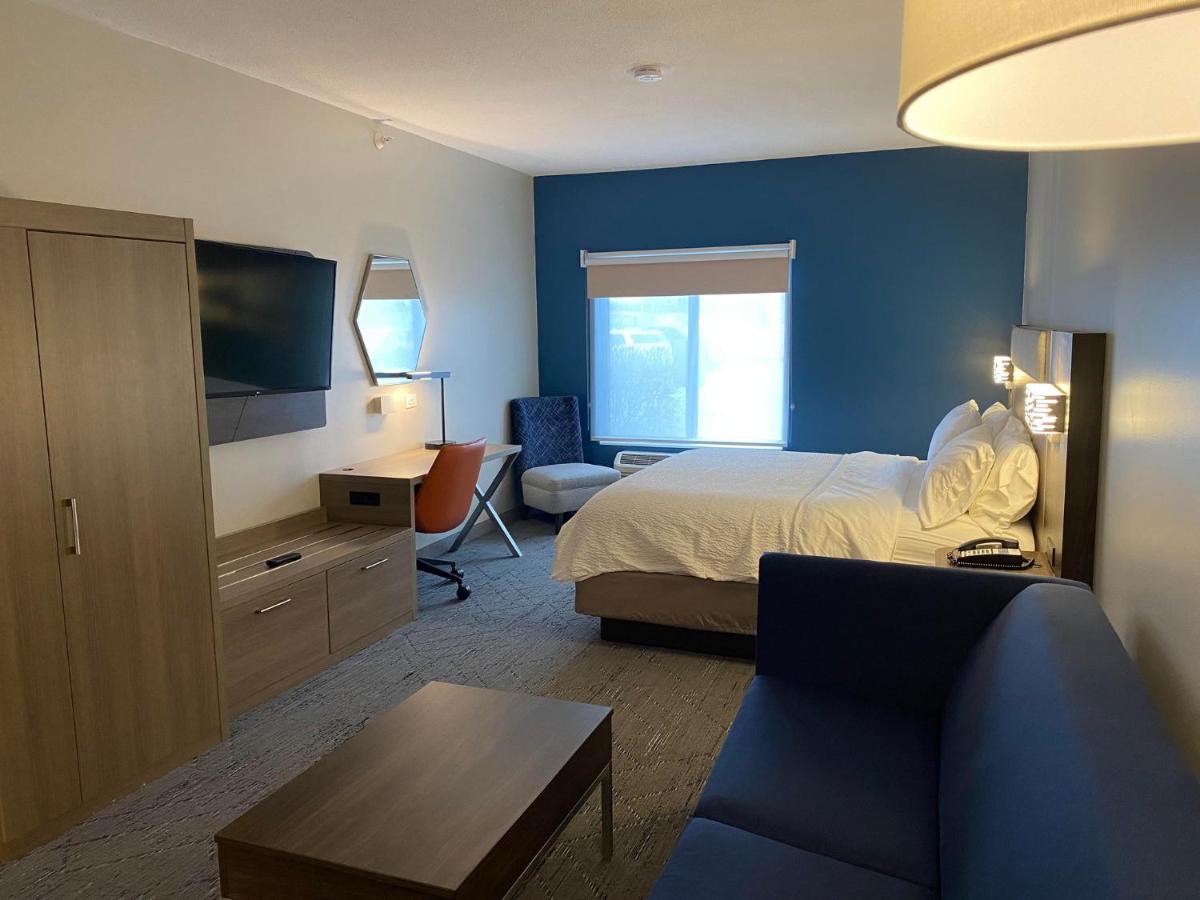 Holiday Inn Express Plymouth by IHG - Housity