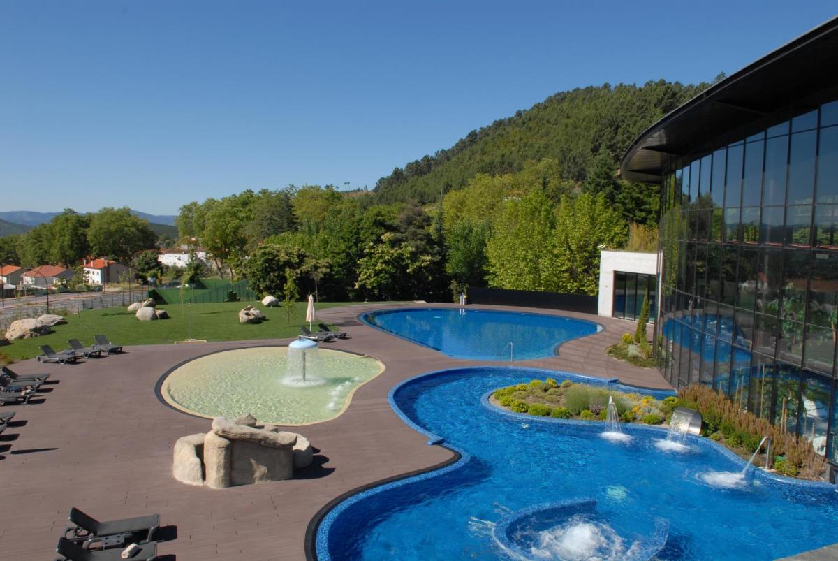 A piscina em ou perto de H2otel Congress & Medical SPA