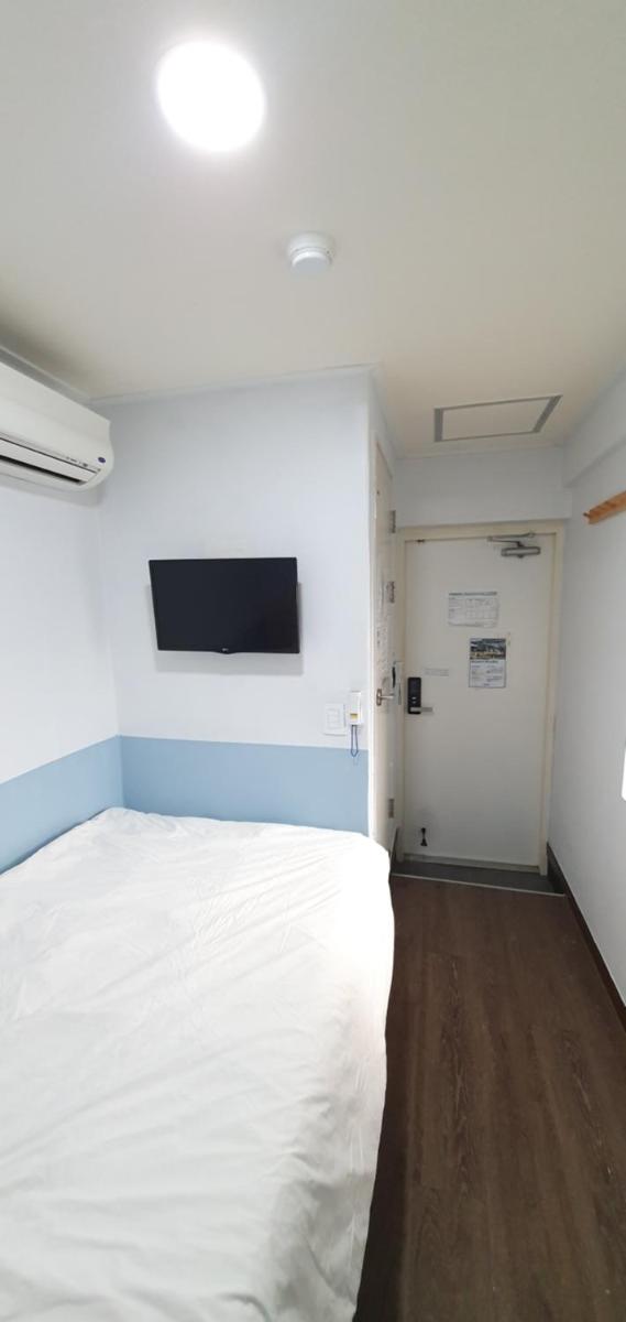 One Minute Guesthouse - Housity