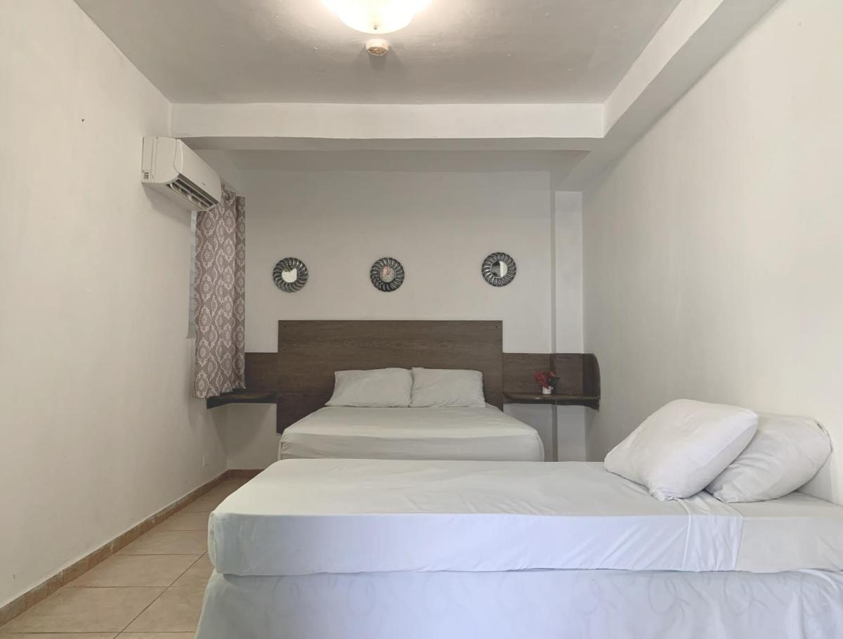 Pacific Coast Hotel - Housity