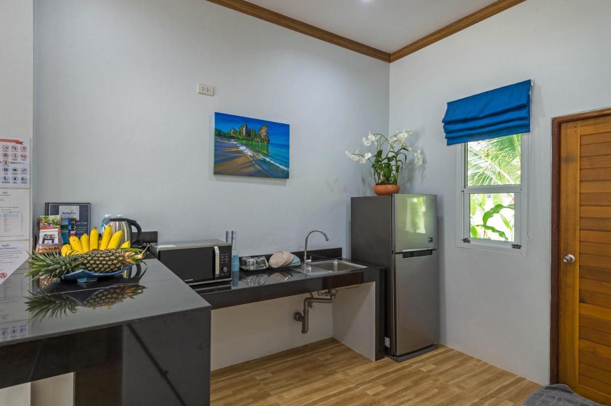 Amadha Villas Retreat - Free Tuk-Tuk Service To the Beach - Housity