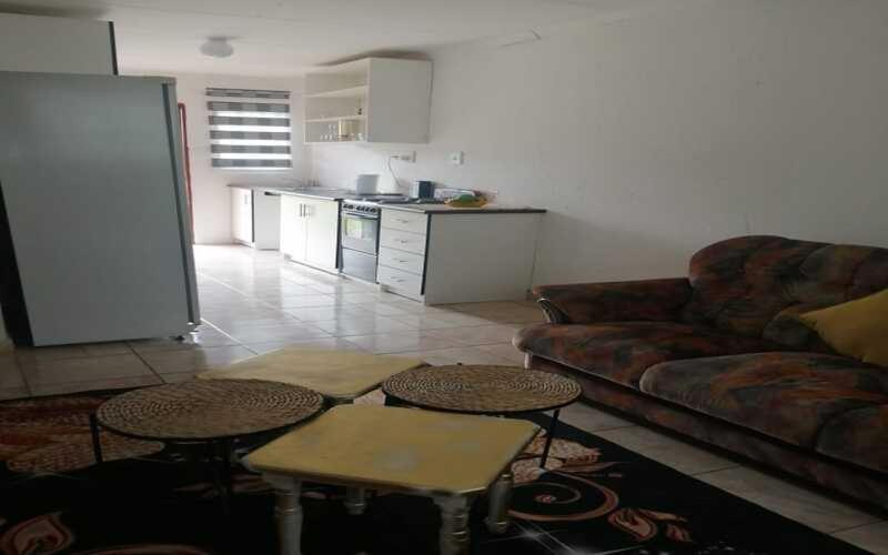 Ntindili Bed and Breakfast - Housity