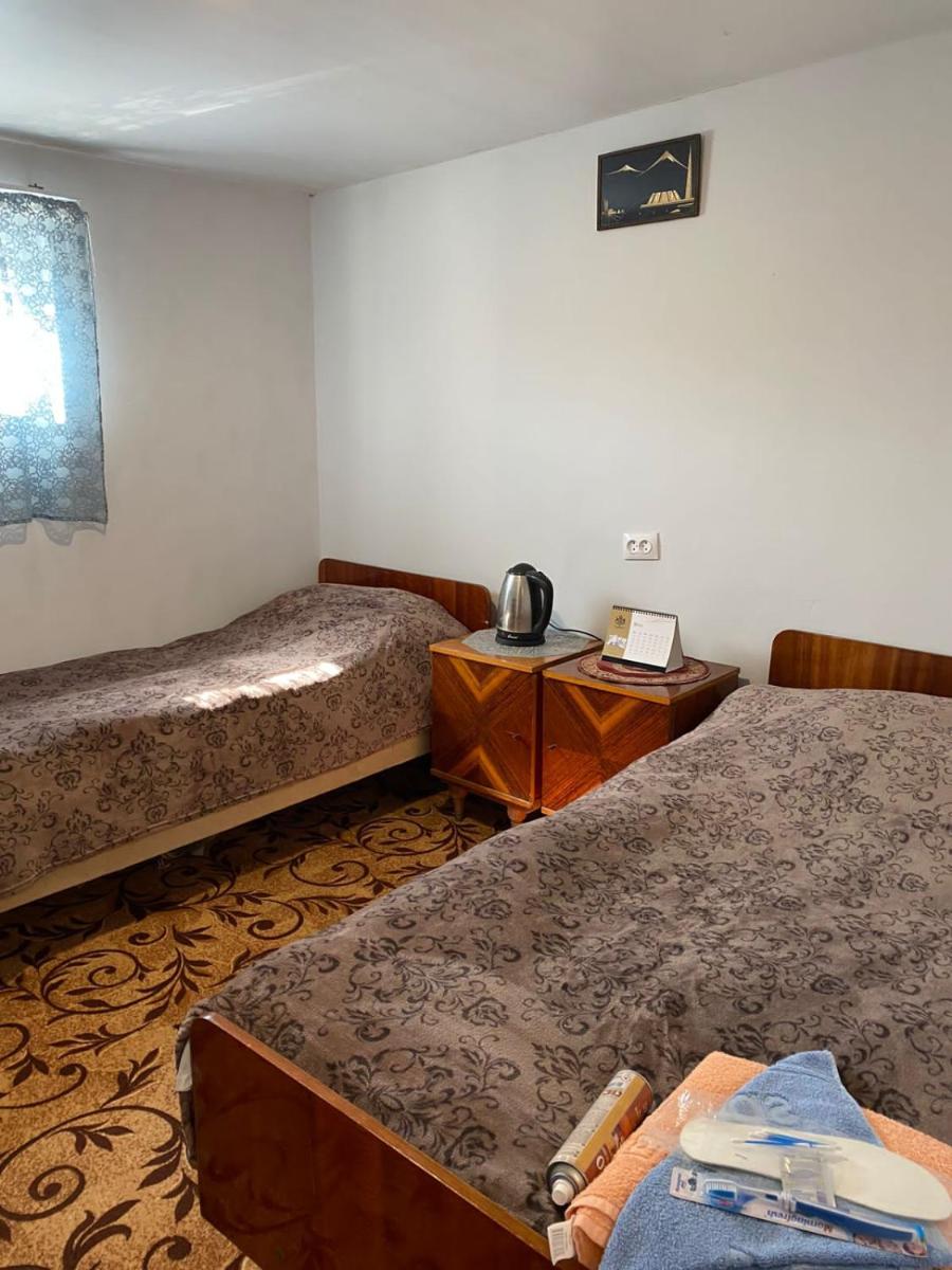 LoveTatev Bed and Breakfast - Housity