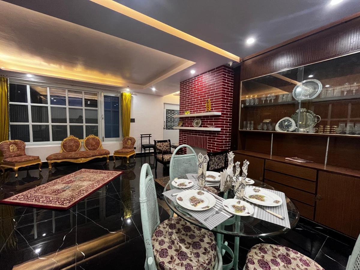 Suitetrails - The Warrick Homestay, A Luxe Stay Near Mall Road, Shimla