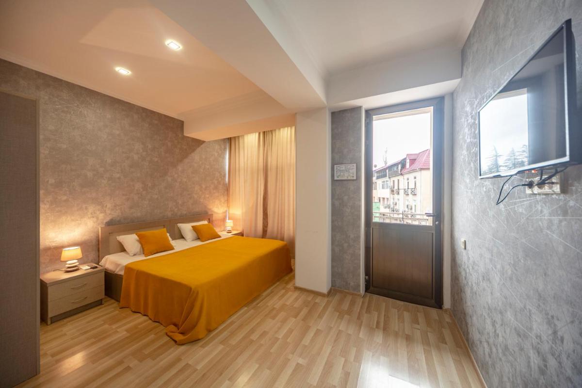 Tskaltubo Hotel Terrace - Housity