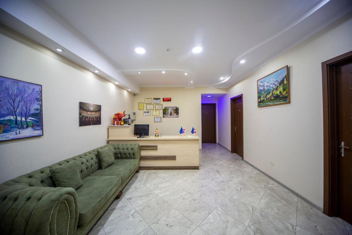 Tskaltubo Hotel Terrace - Housity