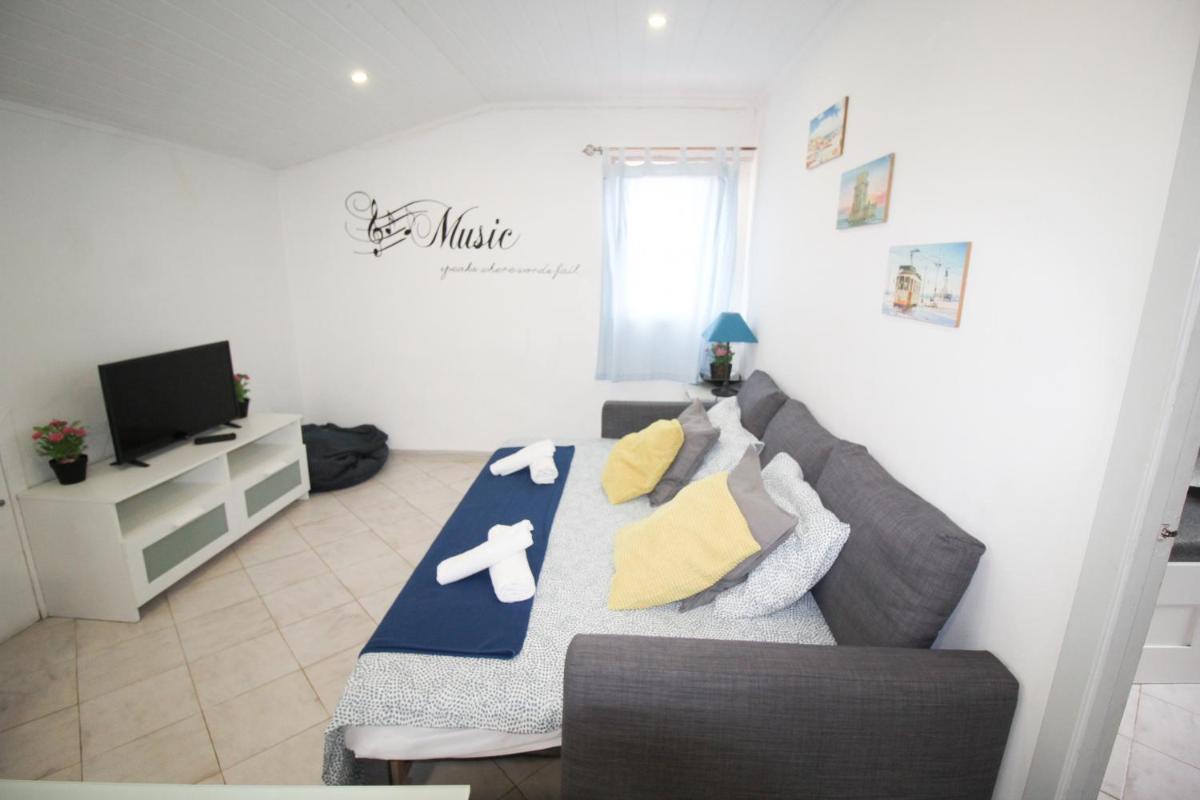 Oriente DNA Studios - Housity