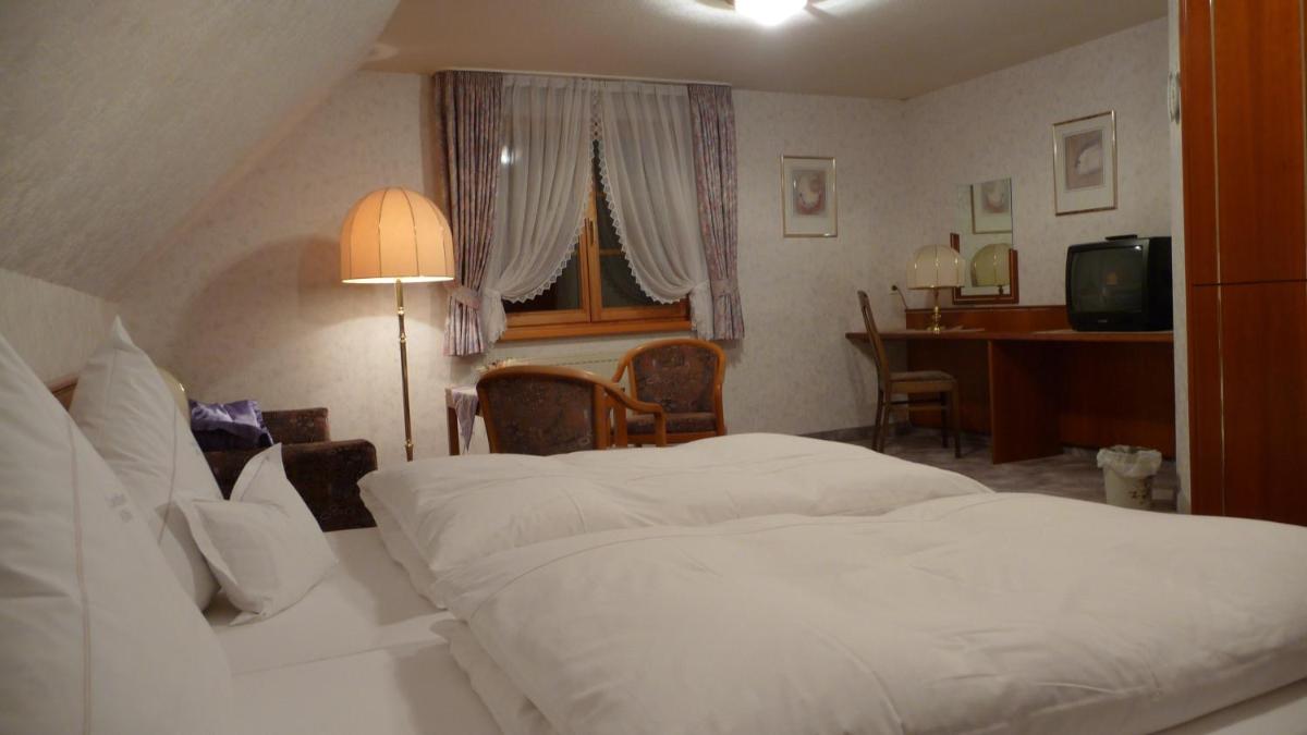 Hotel Restaurant Landhaus Köhle - Housity