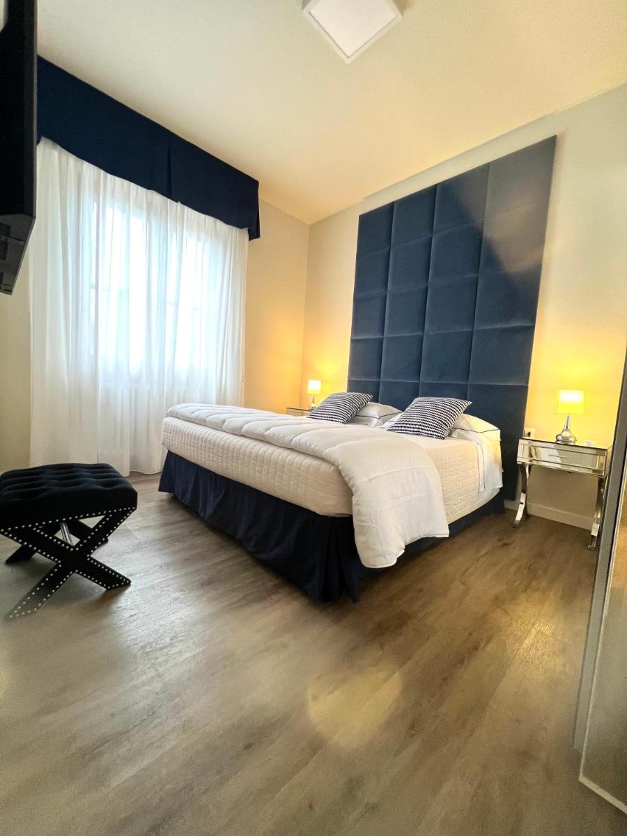 Villa Allende in Forte dei Marmi - Housity