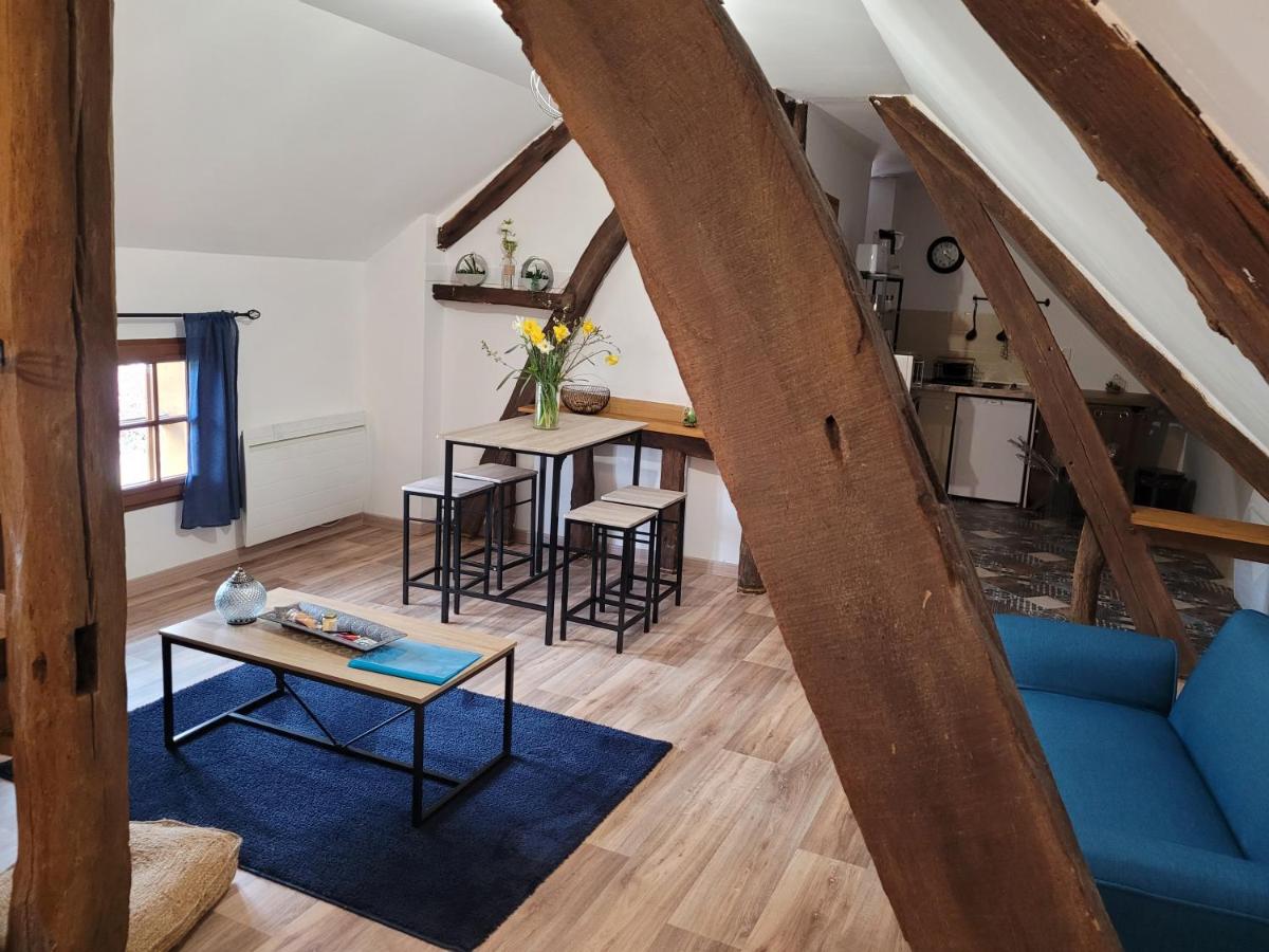 Les Gites de l'Herperie - Housity