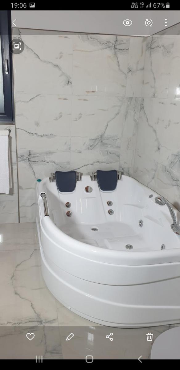 ELEGANT ROOMS - ULTRACENTRAL - jacuzzi cu hidromasaj - Housity