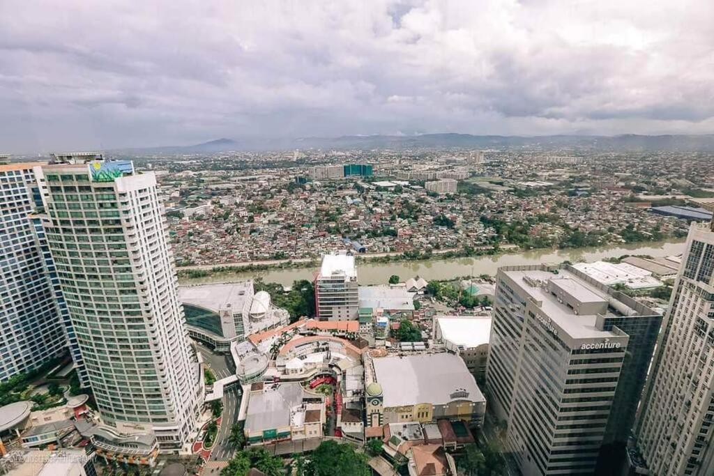 Suitetrails - Prime View Eastwood Condo