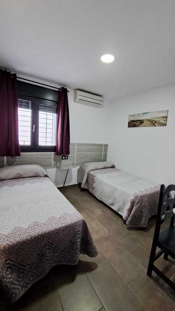 Hostal Maria Jose - Housity