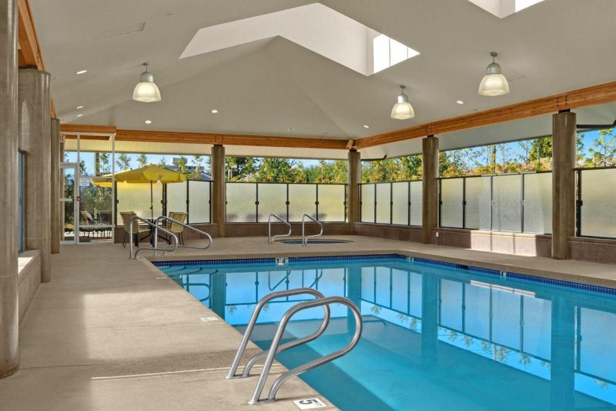 The Hospitality Inn - Housity