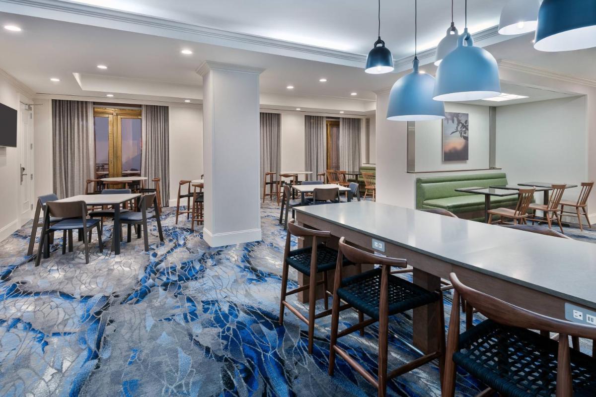 Fairfield Inn & Suites by Marriott Atlanta Downtown - Housity