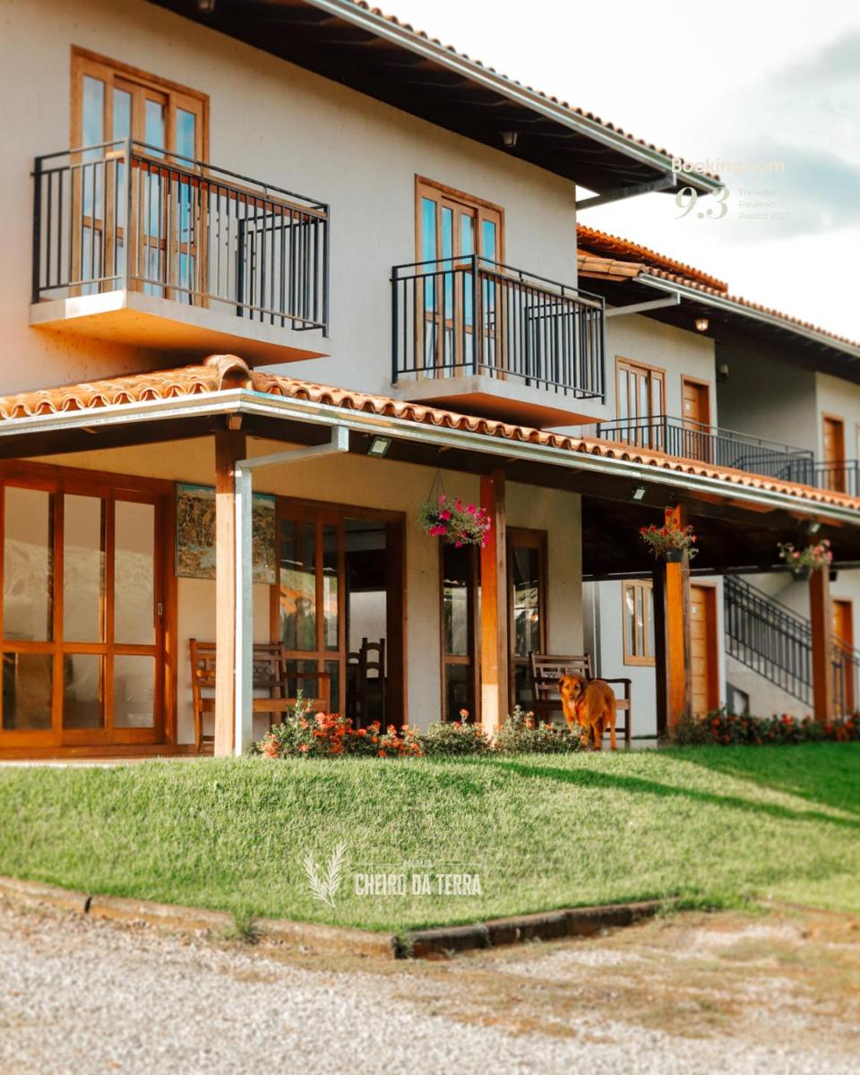 Pousada Cheiro da Terra - Housity
