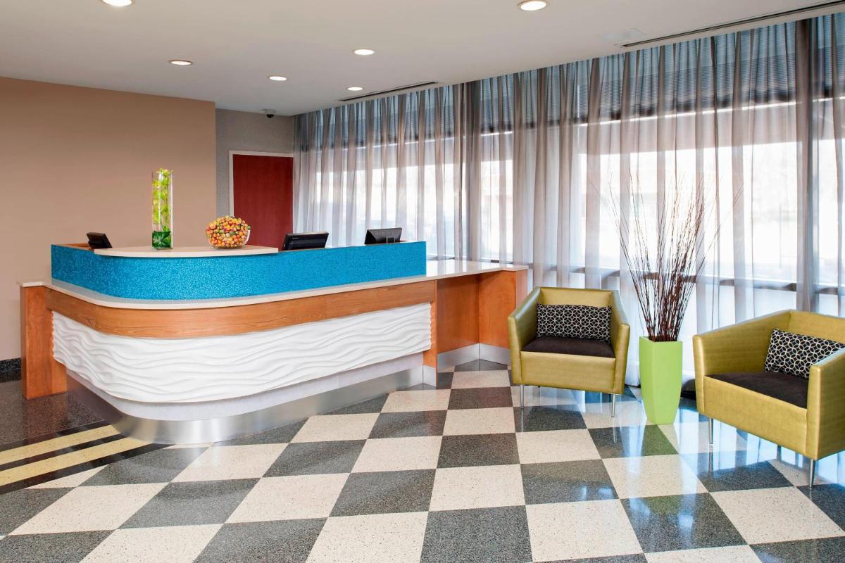 SpringHill Suites by Marriott Chicago O'Hare - Housity