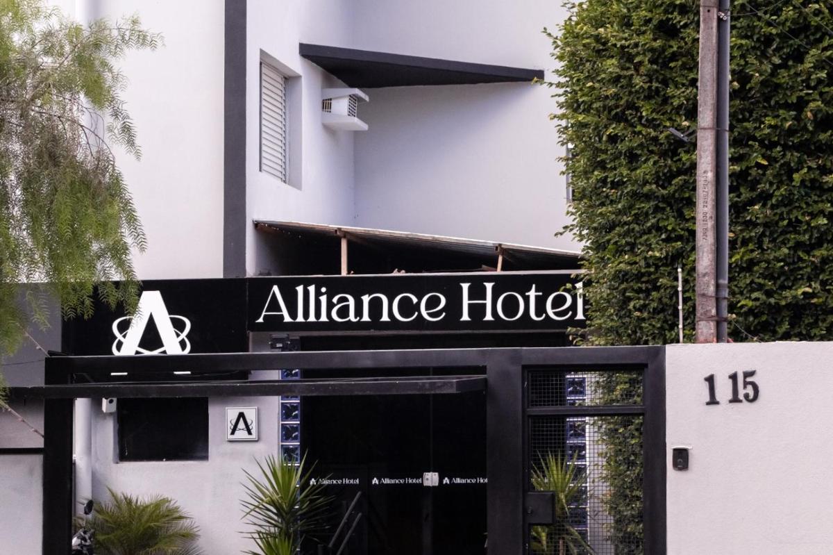 Alliance Hotel - Housity