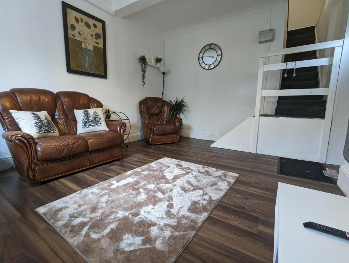 Whitchurch 1 Bedroom Apartment - Housity