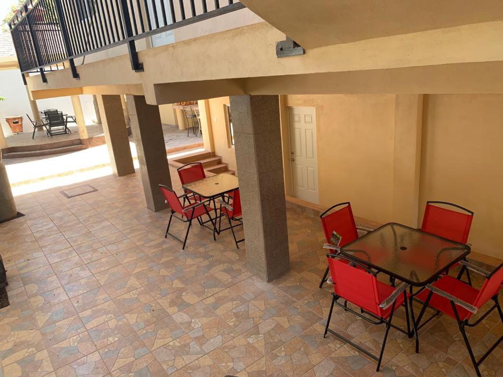 Suitetrails - BUNGALOWS Y DEPARTAMENTOS SAN ISIDRO