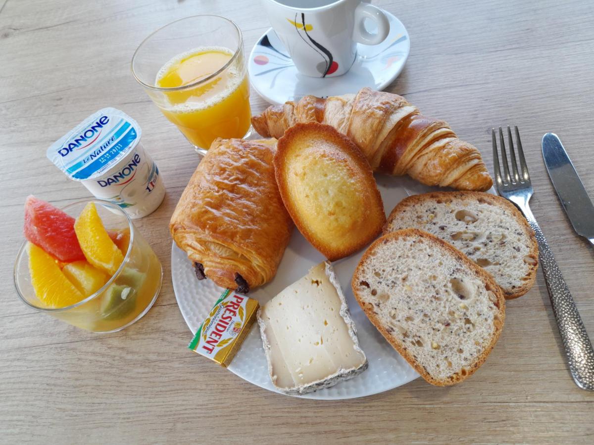 Logis Hotel Restaurant de La Madeleine - Housity