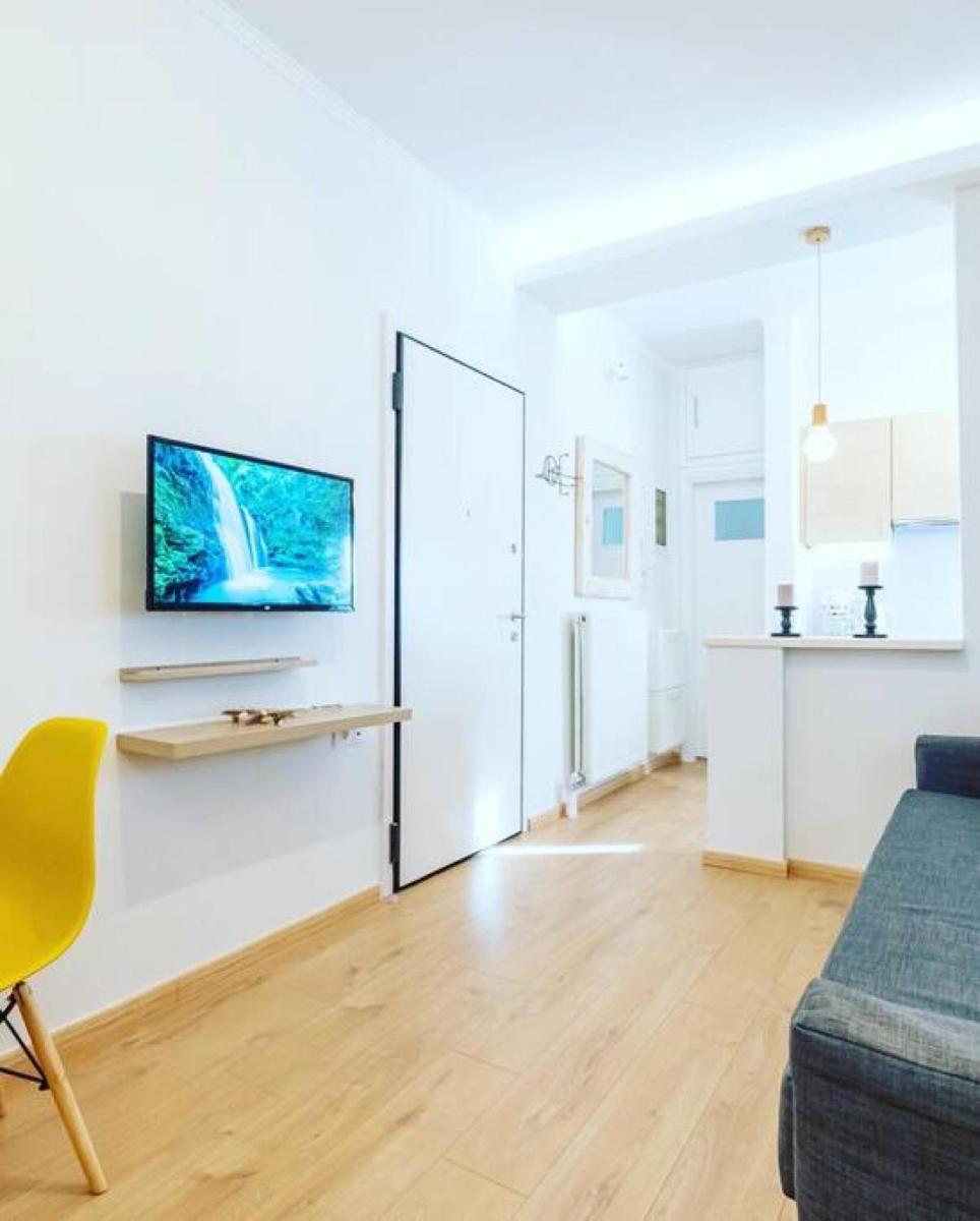 Petit studio at Lenorman value for money - Housity