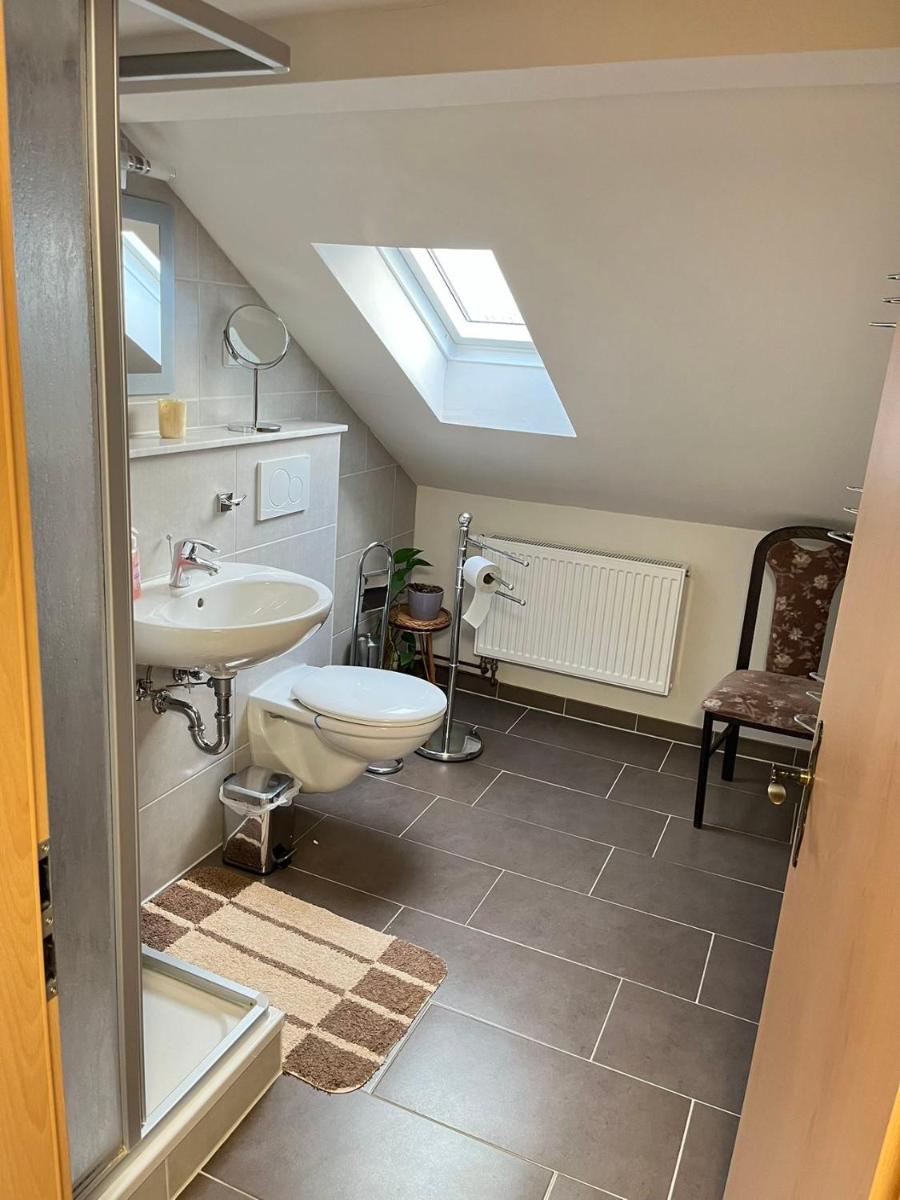 Private Zimmer Große - Housity