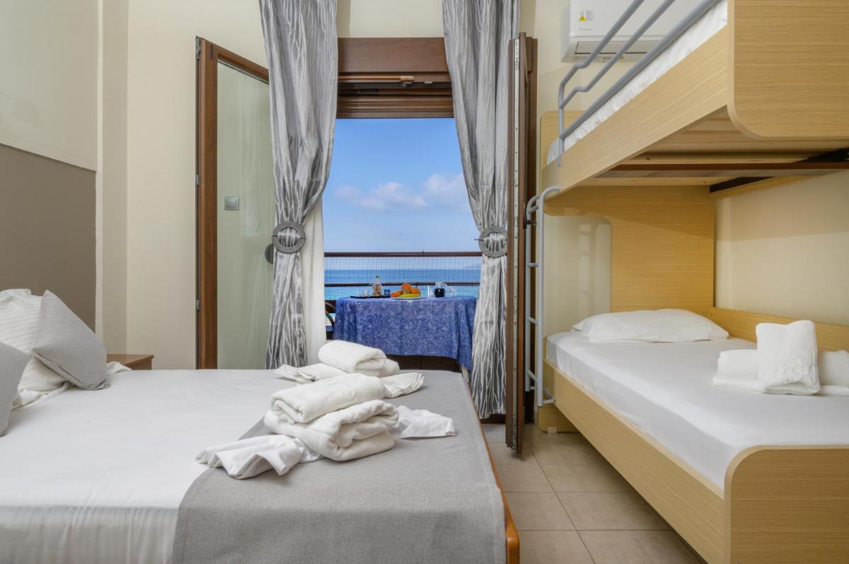 Xerxis Studios - Housity