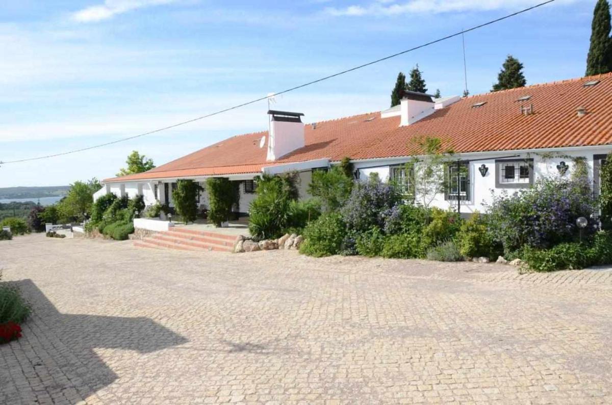 Herdade da Fonte Ferreira - Housity