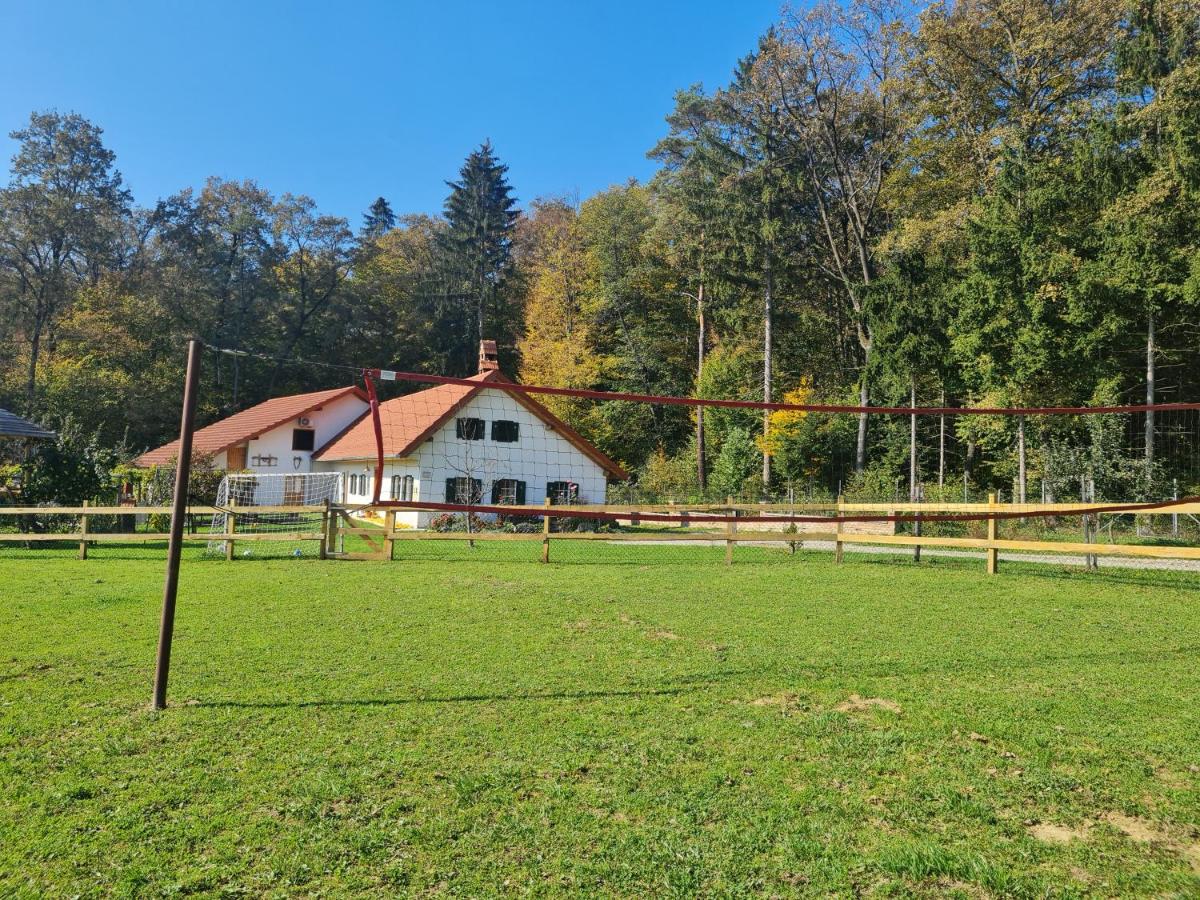 Suitetrails - Turistična kmetija Hiša ob gozdu pri Ptuju