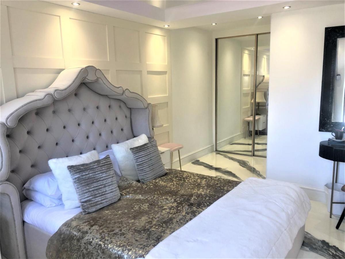 The Great House Hotel - Housity