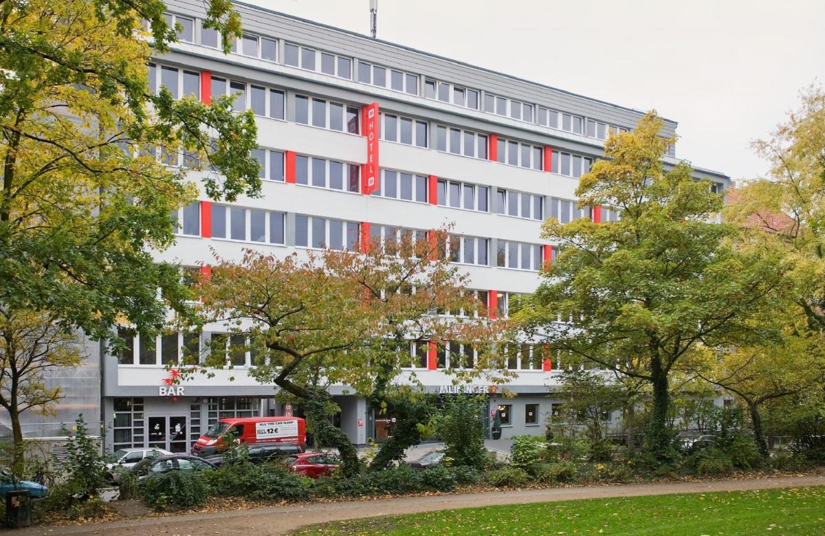 MEININGER Hotel Hamburg City Center - Housity