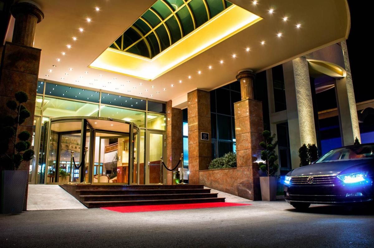 Suitetrails - Aleksandar Palace Hotel Congress Center & SPA