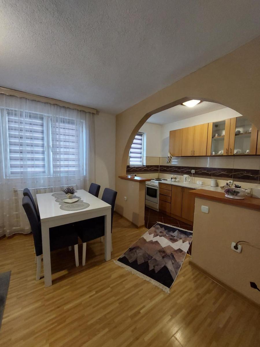 Apartment EM - Housity
