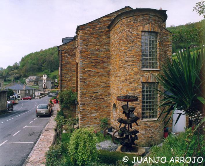 HOTEL RURAL OSCOS - Housity