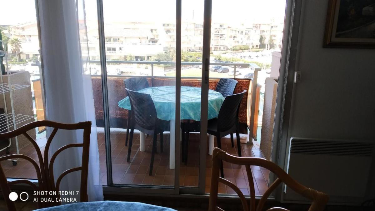 Appartement vue Mer et Port Canet en Roussillon - Housity