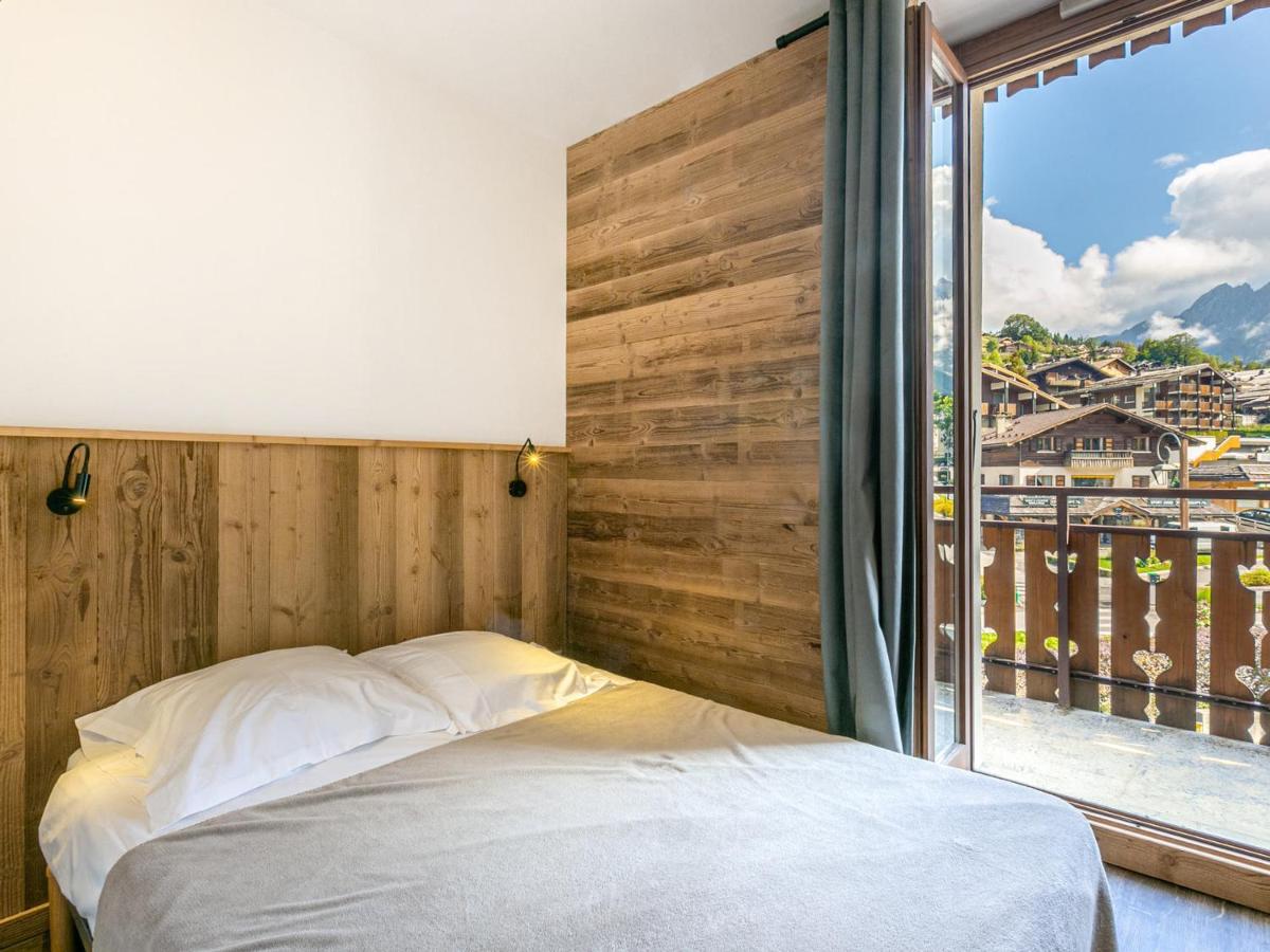 Appartement 4 Pièces au Centre du Village - Proche Pistes, Wi-Fi, Parking, Balcon - FR-1-437-24 - Housity