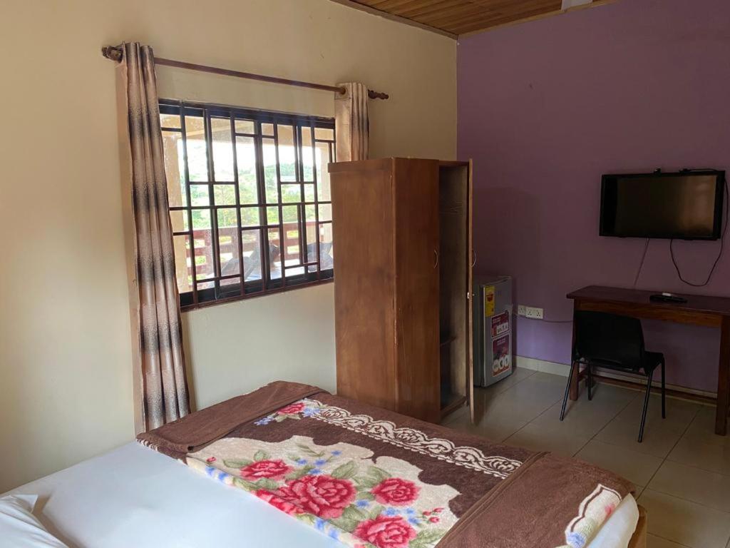 Odiha Guest Lodge - Housity