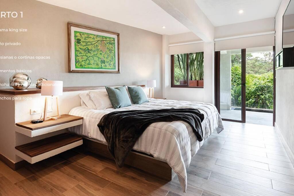 Hermosa Villa Vista al Lago - Housity