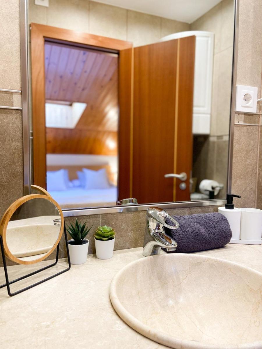Elegante Ático Encamp - FREE Parking Wifi SmartTv - Con altillo y 2 baños completos! - Hizvo