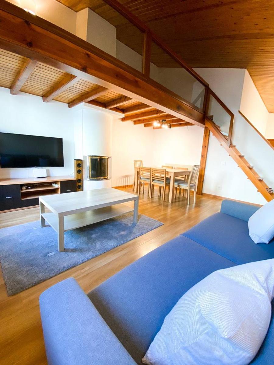 Elegante Ático Encamp - FREE Parking Wifi SmartTv - Con altillo y 2 baños completos! - Hizvo