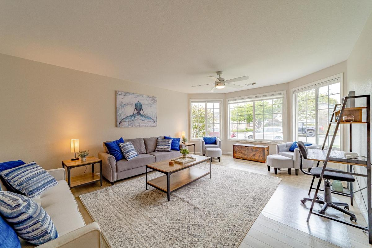 Cozy Home, Close to Ocean and Redwoods - Housity